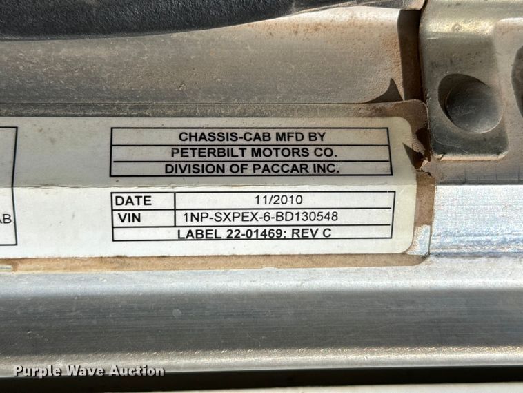 image for item DH1930 2011 Peterbilt 365 crane truck