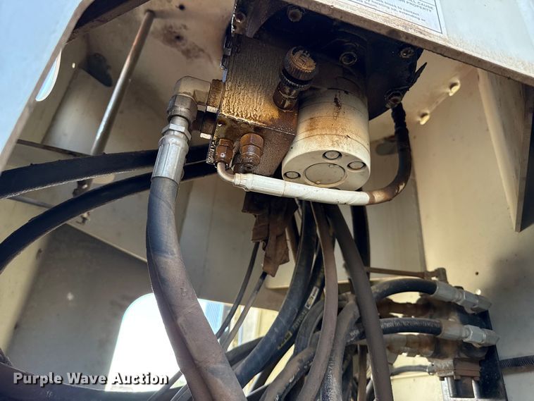 image for item DH1931 2015 Peterbilt 365 crane truck