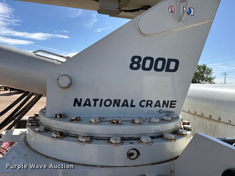 image for item DH1931 2015 Peterbilt 365 crane truck