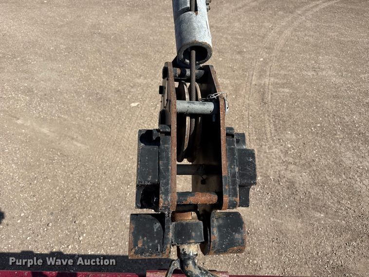 image for item DH1931 2015 Peterbilt 365 crane truck