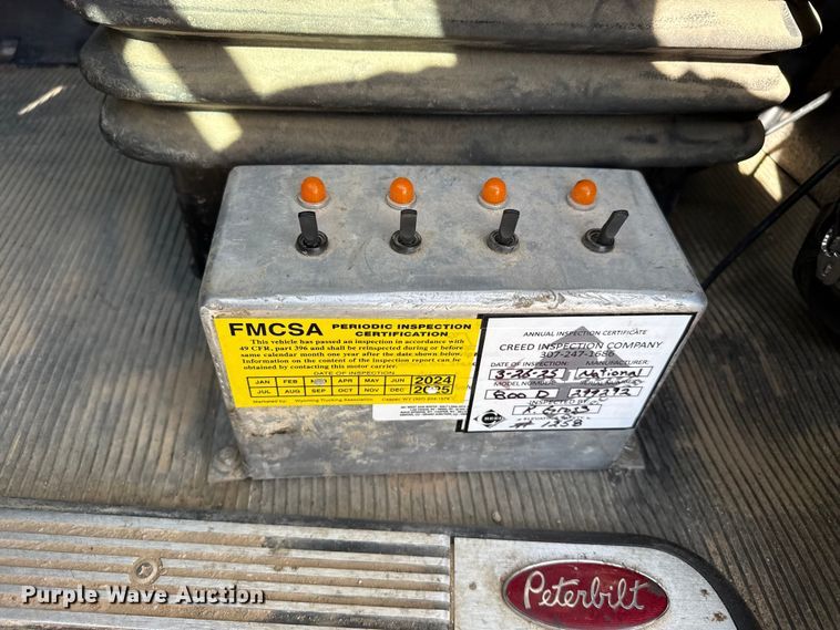 image for item DH1931 2015 Peterbilt 365 crane truck