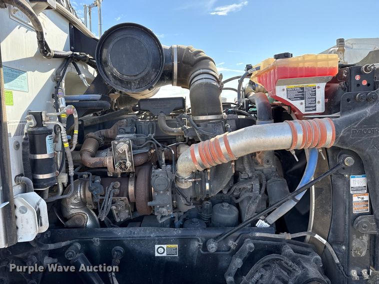 image for item DH1931 2015 Peterbilt 365 crane truck