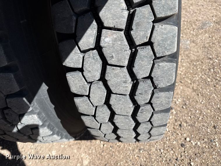 image for item DH1931 2015 Peterbilt 365 crane truck