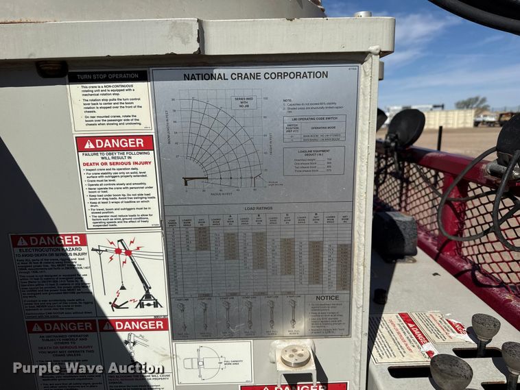 image for item DH1932 2013 Peterbilt 365 crane truck