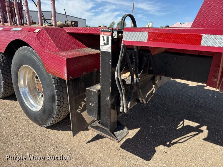 image for item DH1932 2013 Peterbilt 365 crane truck