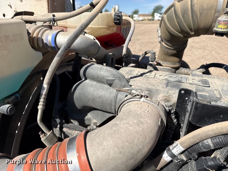 image for item DH1932 2013 Peterbilt 365 crane truck