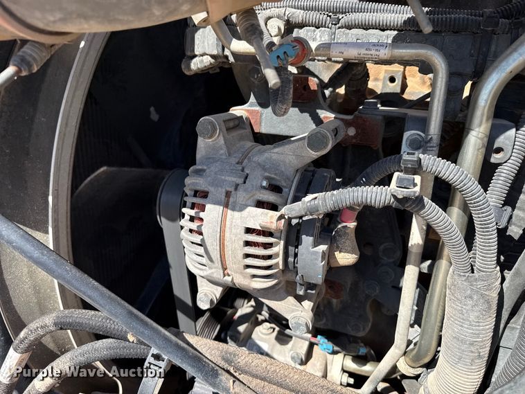 image for item DH1932 2013 Peterbilt 365 crane truck