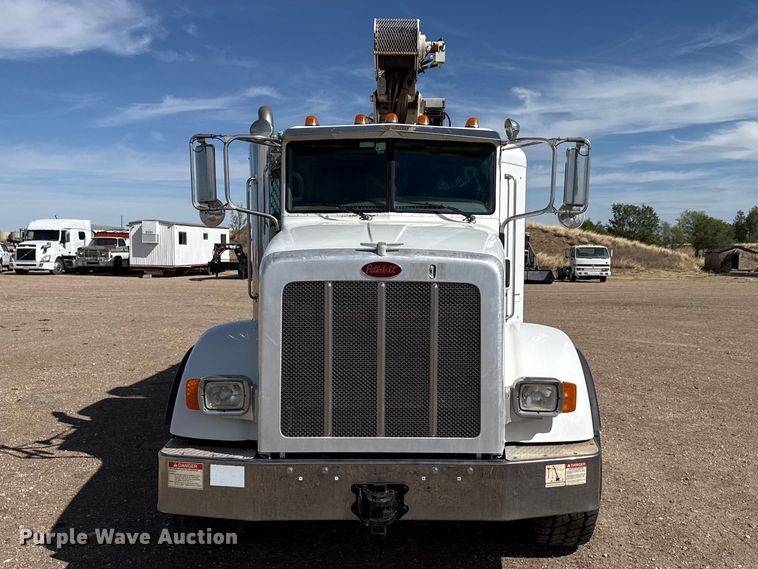 image for item DH1933 2013 Peterbilt 365 crane truck