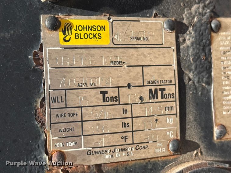 image for item DH1933 2013 Peterbilt 365 crane truck