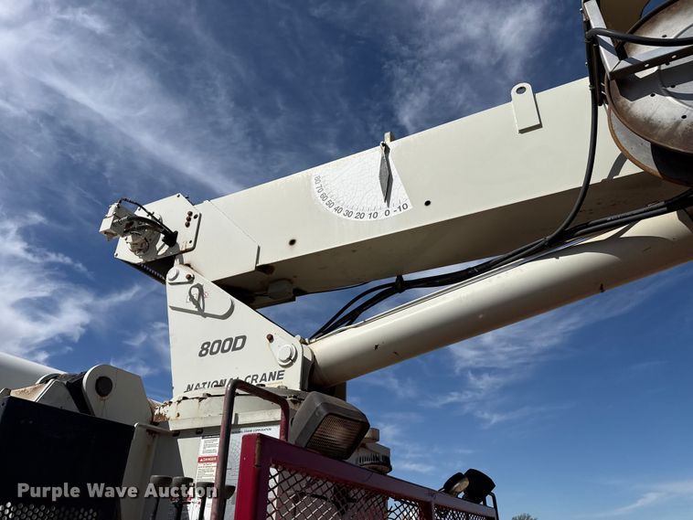 image for item DH1933 2013 Peterbilt 365 crane truck