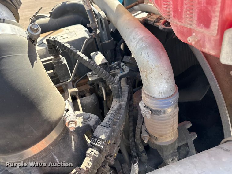 image for item DH1933 2013 Peterbilt 365 crane truck