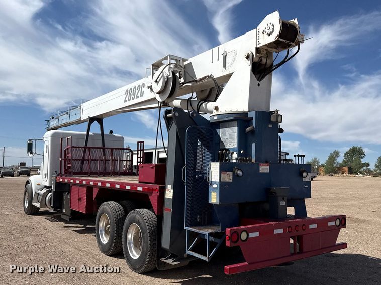 image for item DH1934 2015 Peterbilt 365 crane truck