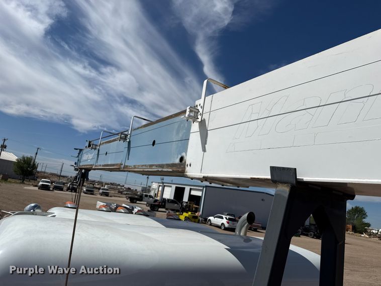 image for item DH1934 2015 Peterbilt 365 crane truck