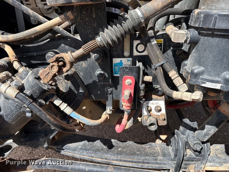 image for item DH1934 2015 Peterbilt 365 crane truck