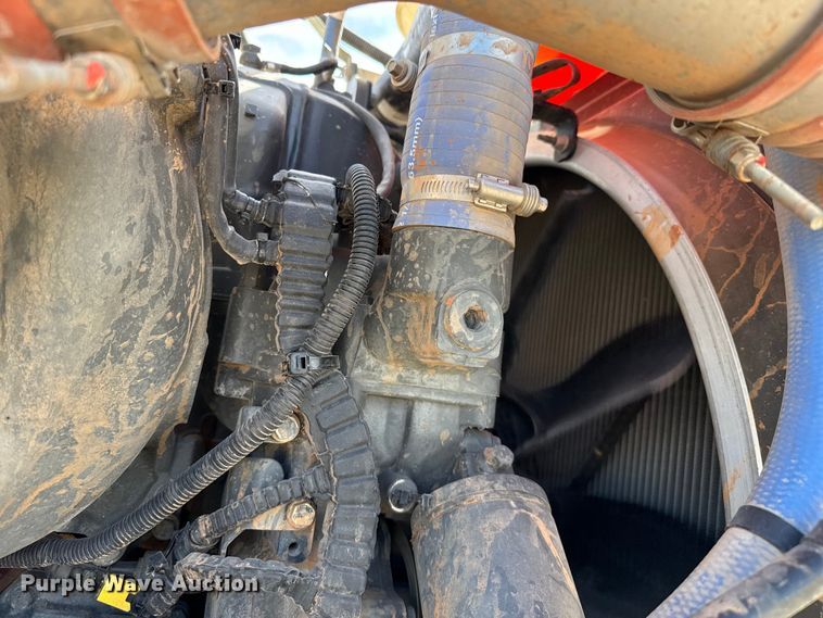 image for item DH1934 2015 Peterbilt 365 crane truck