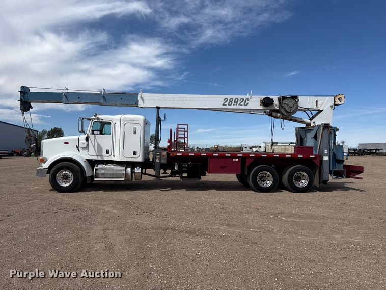 image for item DH1935 2016 Peterbilt 365 crane truck