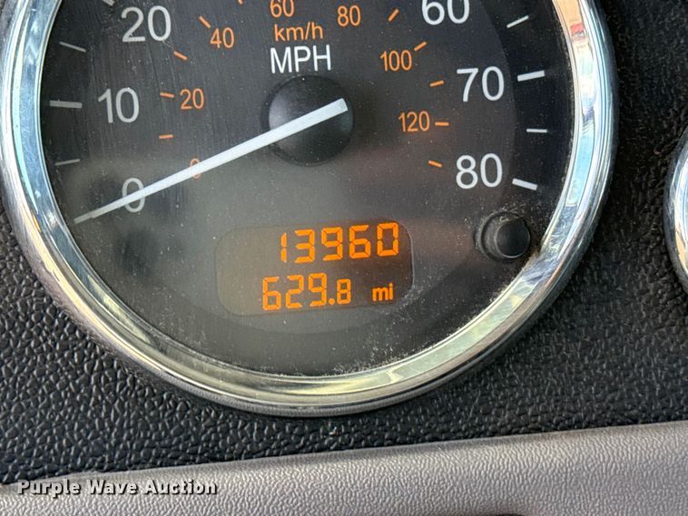 image for item DH1935 2016 Peterbilt 365 crane truck