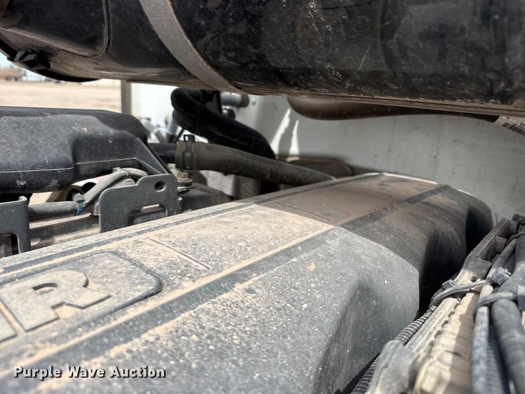 image for item DH1935 2016 Peterbilt 365 crane truck