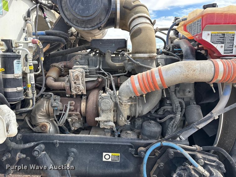 image for item DH1935 2016 Peterbilt 365 crane truck