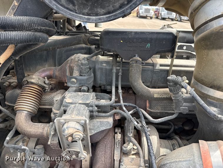 image for item DH1935 2016 Peterbilt 365 crane truck