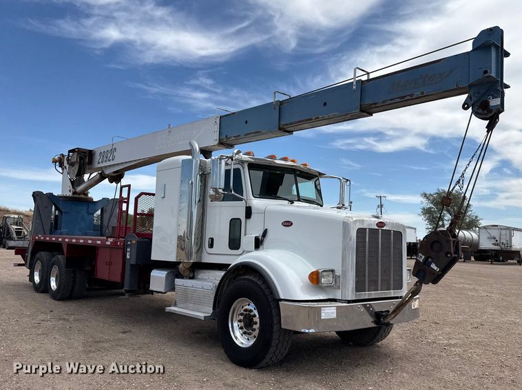 image for item DH1936 2015 Peterbilt 365 crane truck