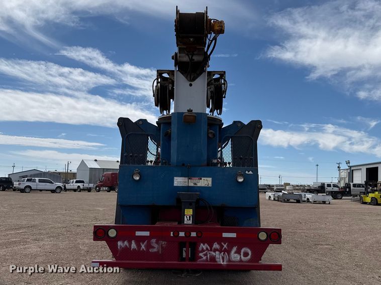 image for item DH1936 2015 Peterbilt 365 crane truck