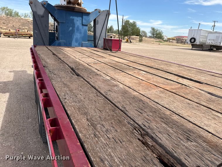 image for item DH1936 2015 Peterbilt 365 crane truck