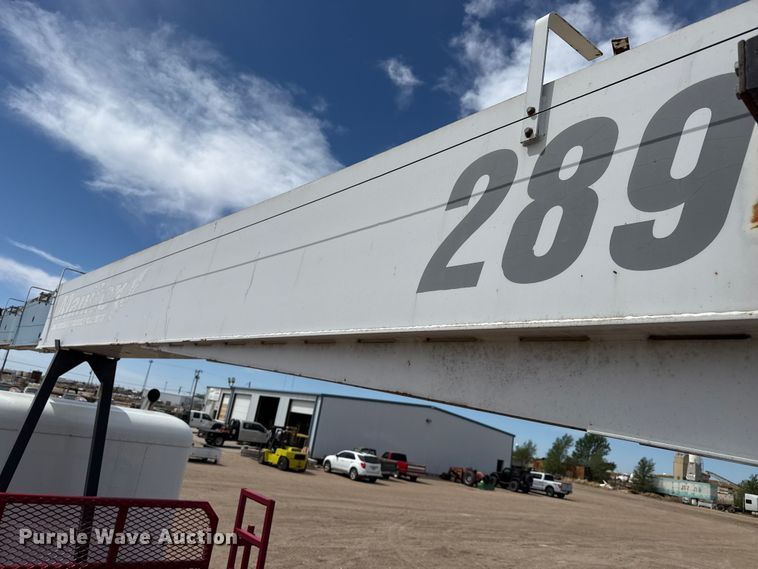 image for item DH1936 2015 Peterbilt 365 crane truck