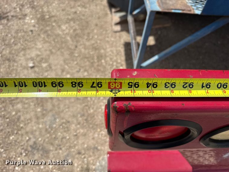 image for item DH1936 2015 Peterbilt 365 crane truck