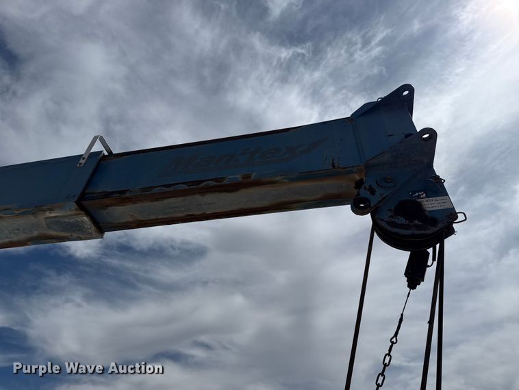 image for item DH1936 2015 Peterbilt 365 crane truck