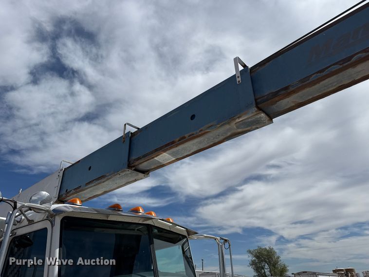 image for item DH1936 2015 Peterbilt 365 crane truck