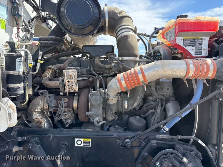 image for item DH1936 2015 Peterbilt 365 crane truck