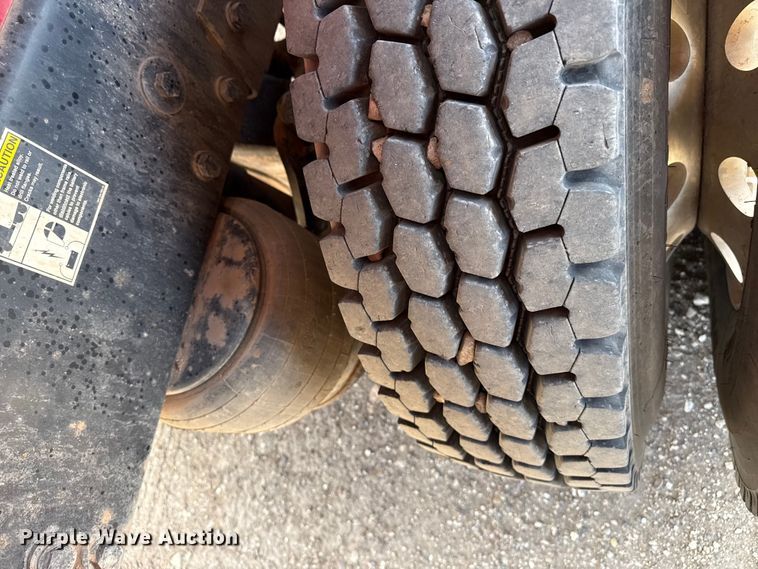 image for item DH1936 2015 Peterbilt 365 crane truck