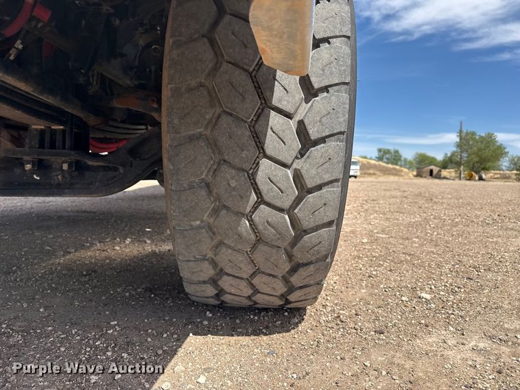 image for item DH1936 2015 Peterbilt 365 crane truck