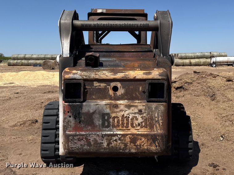 image for item DH1974 2006 Bobcat T300 skid steer loader