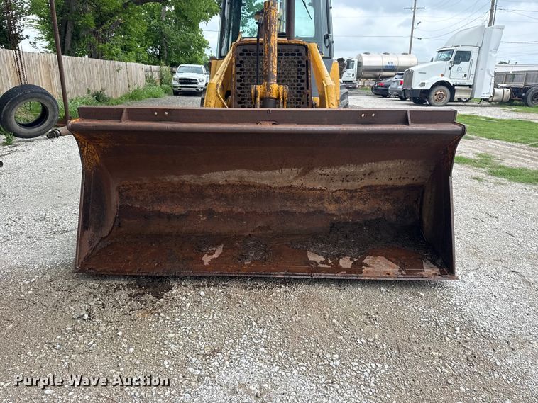 image for item DO8500 1990 John Deere 410C backhoe