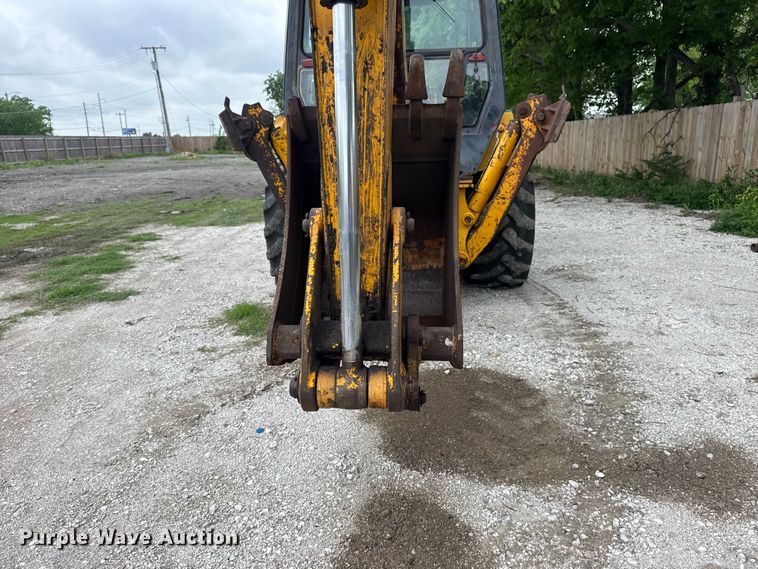 image for item DO8500 1990 John Deere 410C backhoe