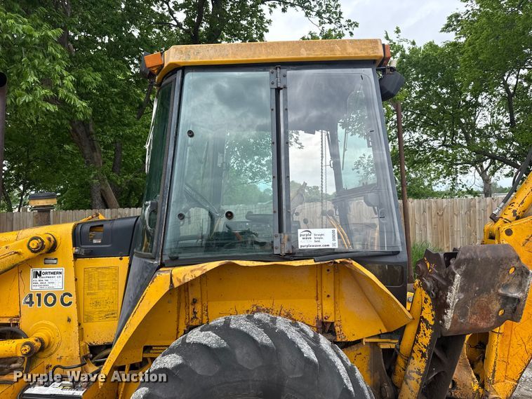 image for item DO8500 1990 John Deere 410C backhoe