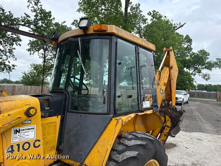 image for item DO8500 1990 John Deere 410C backhoe