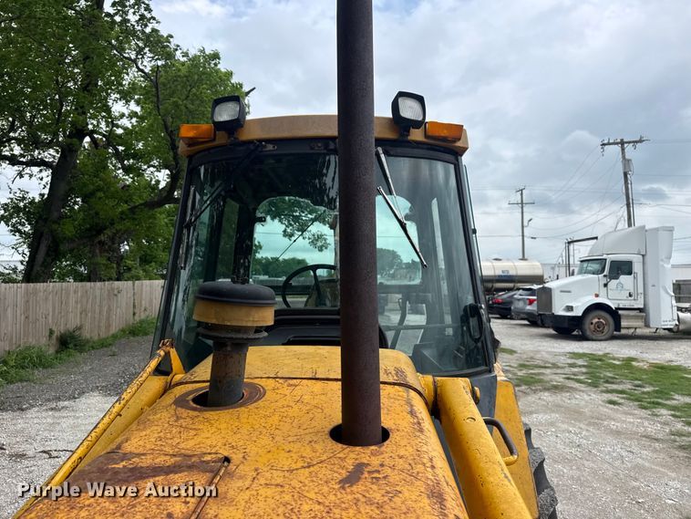 image for item DO8500 1990 John Deere 410C backhoe