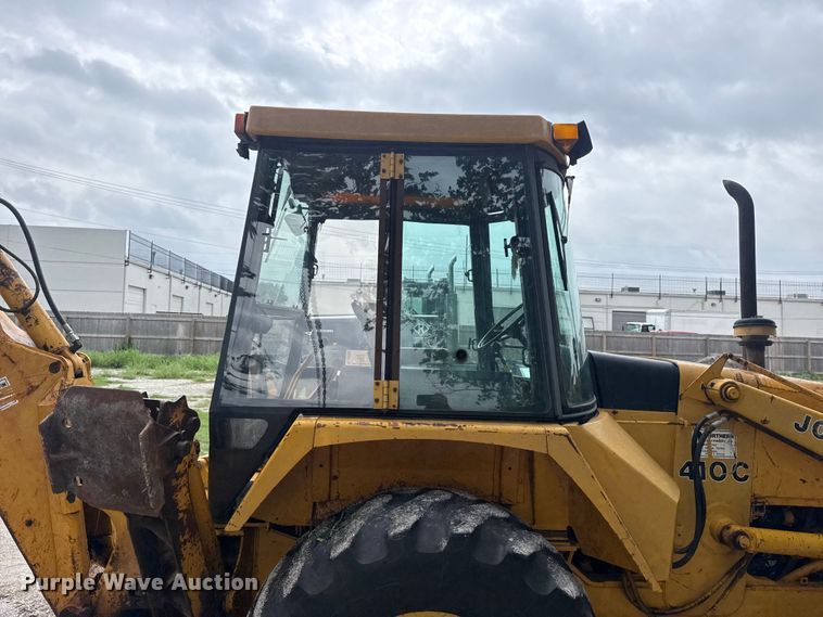 image for item DO8500 1990 John Deere 410C backhoe