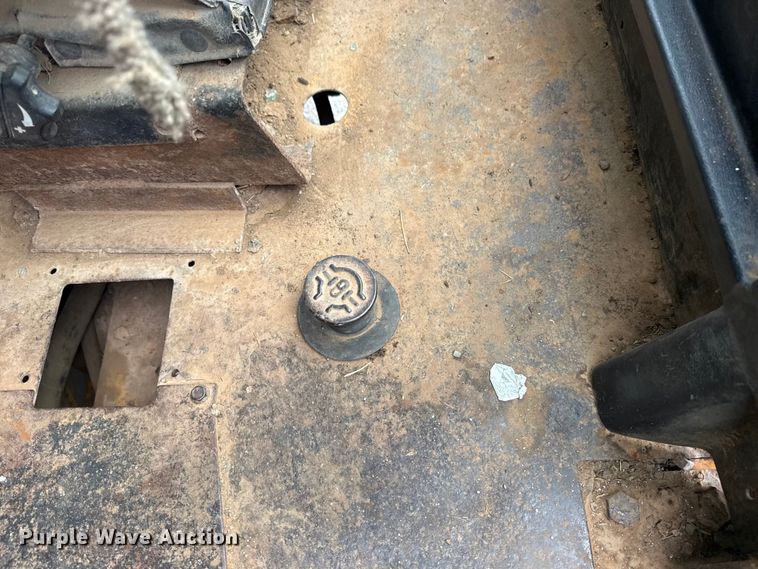 image for item DO8500 1990 John Deere 410C backhoe