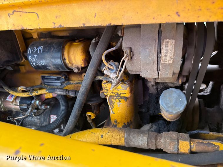 image for item DO8500 1990 John Deere 410C backhoe