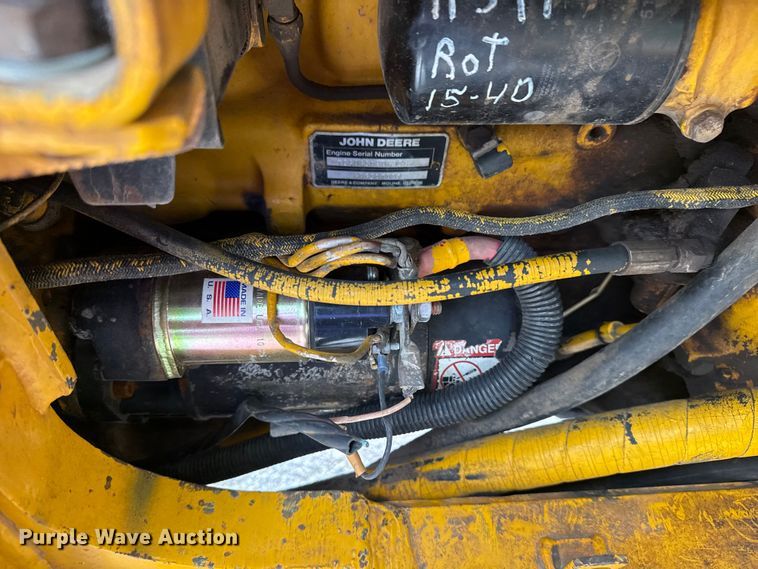 image for item DO8500 1990 John Deere 410C backhoe