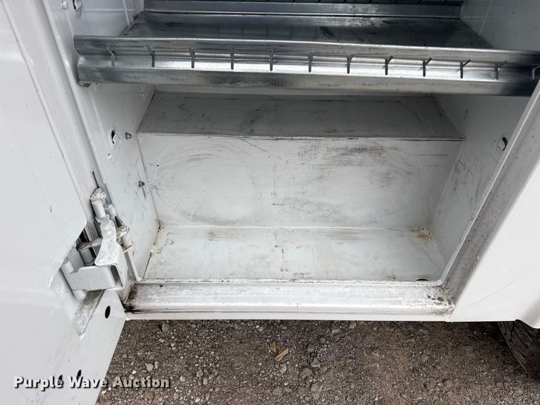 image for item DO8501 2022 Ford E350 Super Duty van with bucket lift