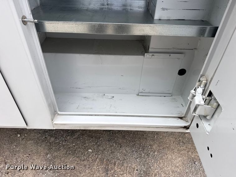 image for item DO8501 2022 Ford E350 Super Duty van with bucket lift