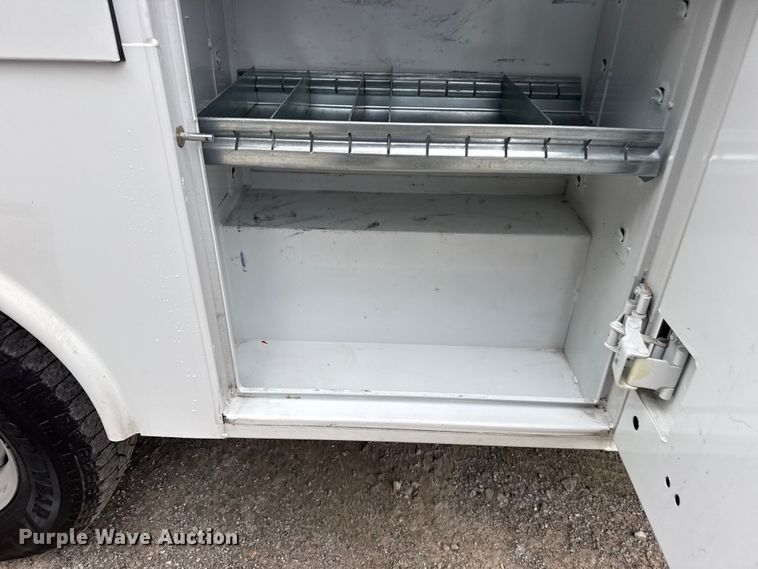 image for item DO8501 2022 Ford E350 Super Duty van with bucket lift