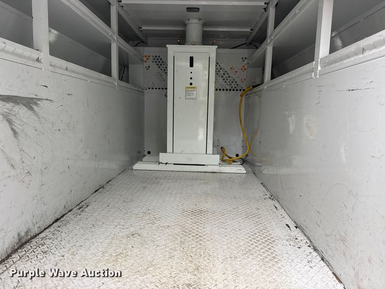 image for item DO8501 2022 Ford E350 Super Duty van with bucket lift