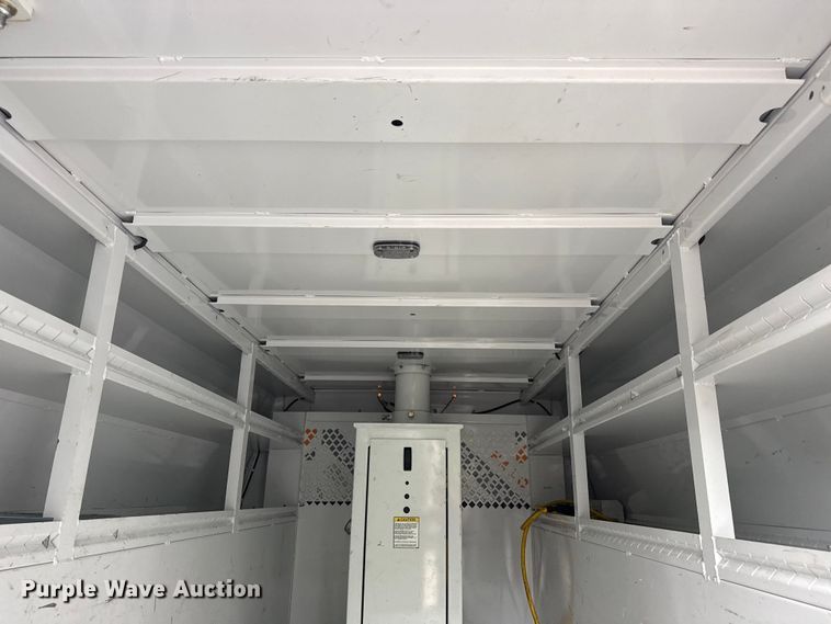 image for item DO8501 2022 Ford E350 Super Duty van with bucket lift