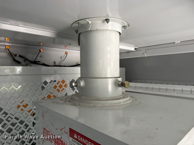 image for item DO8501 2022 Ford E350 Super Duty van with bucket lift